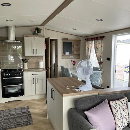 Ellis Retreats At Tattershall Lakes Lincoln Extérieur photo